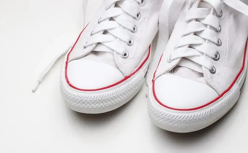 意昂三平台登录入口度小满支付为您的新公主打造时尚脚丫：2024 年高帮
女婴鞋的终极指南