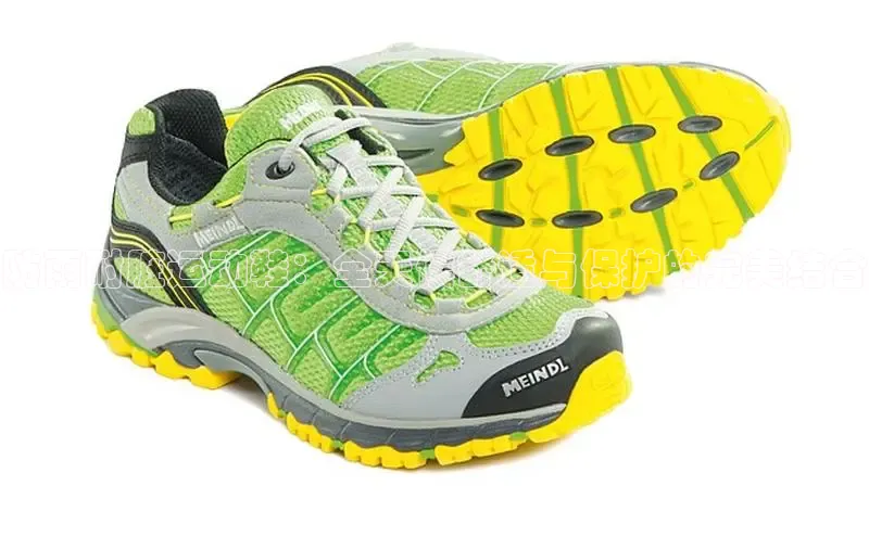 意昂3官网下载云创智行防雨耐脏运动鞋：全天候舒适与保护的完美结合