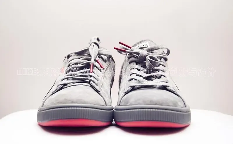 NIKE未来趋势：2025年婴童运动鞋的创新与设计